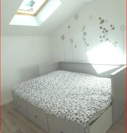 Holiday home Charmante Maison Les Glycines Disneyland Paris Montry